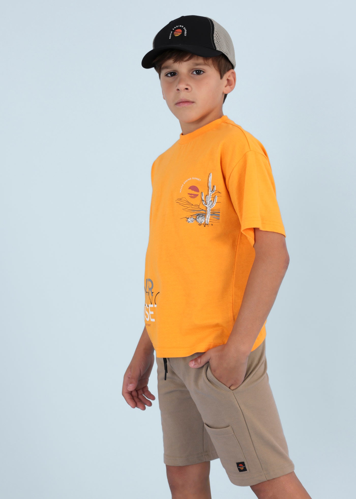 Mayoral erkek çocuk tişört şort şapka 3 lü takım 6653