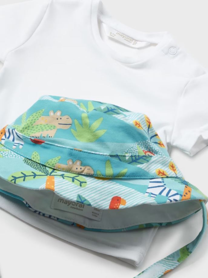 Mayoral erkek bebek  şort tişört şapka 3 lü set  1639